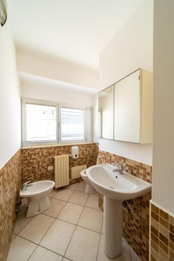 Residence Alessandra Чезенатико Экстерьер фото