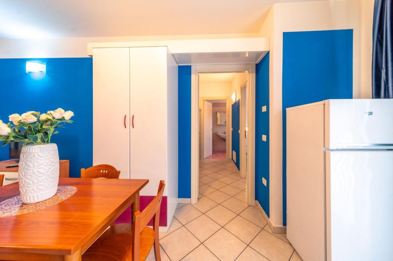 Residence Alessandra Чезенатико Экстерьер фото