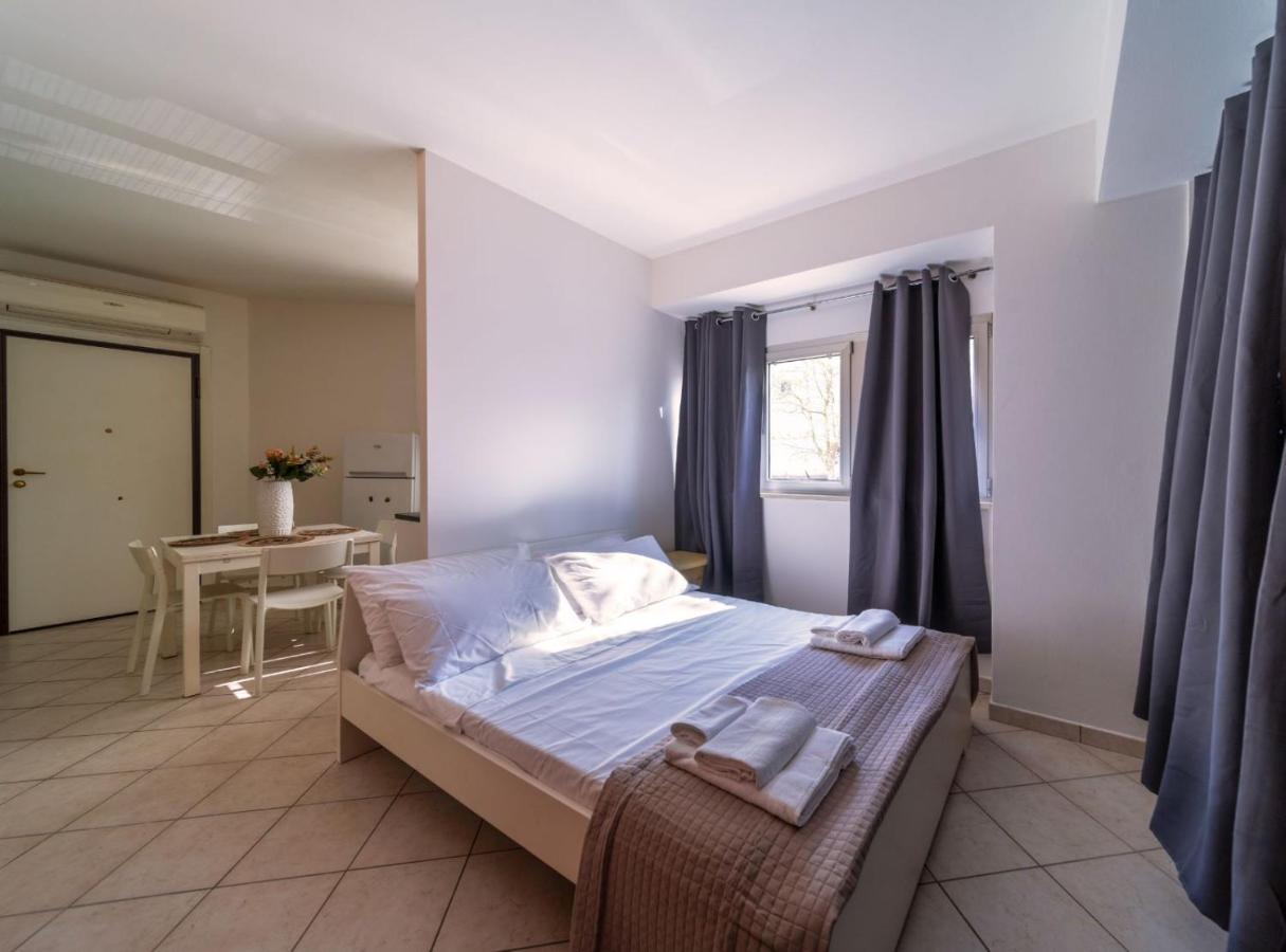 Residence Alessandra Чезенатико Экстерьер фото