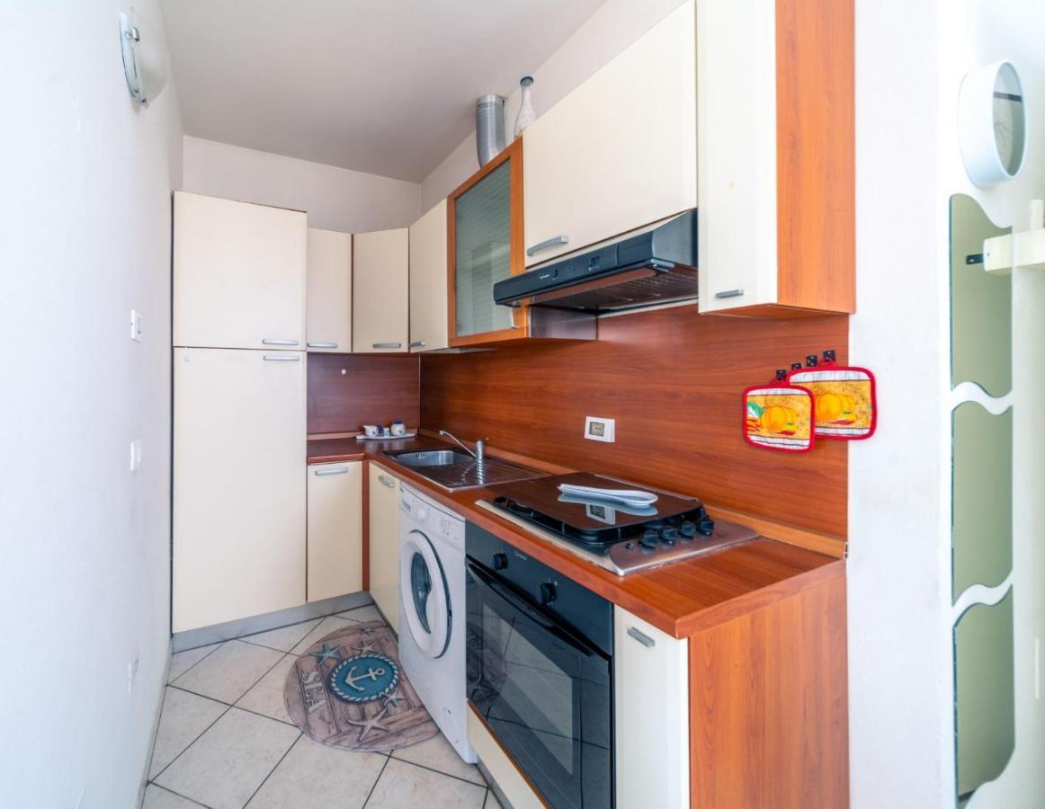 Residence Alessandra Чезенатико Экстерьер фото