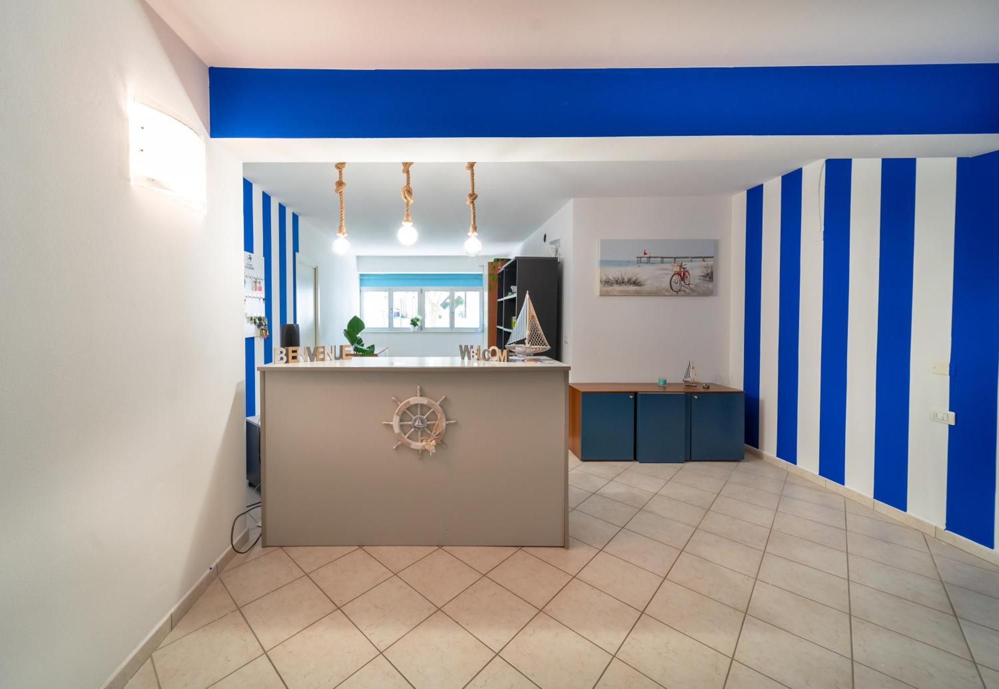 Residence Alessandra Чезенатико Экстерьер фото