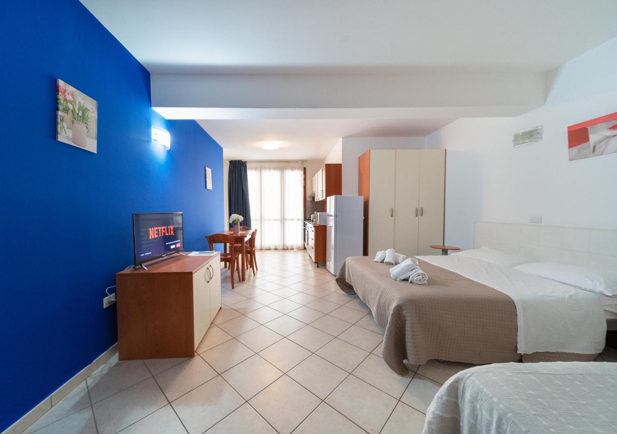 Residence Alessandra Чезенатико Экстерьер фото